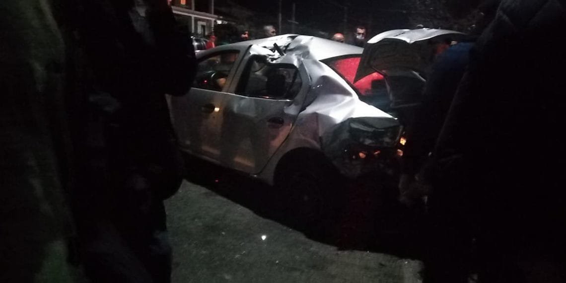 ქუთაისში ერთმანეთს ორი ავტომობილი შეეჯახა (+ფოტო)