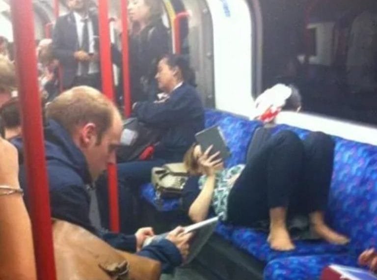 ყველაზე ეგოისტი და უკულტურო ქალბატონები საზოგადოებრივ ტრანსპორტში (+ფოტო)