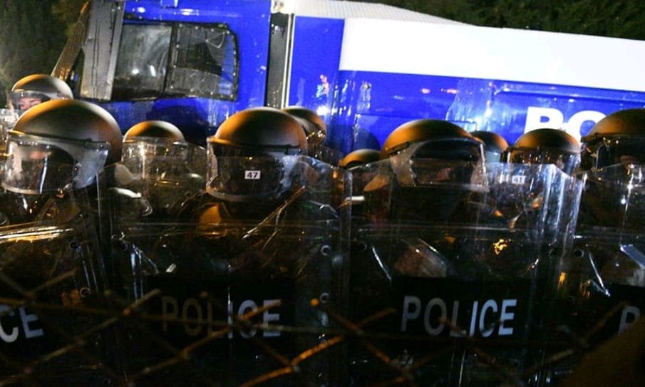 აქციის მონაწილეების წინააღმდეგ წყლის ჭავლი კიდევ ერთხელ გამოიყენეს