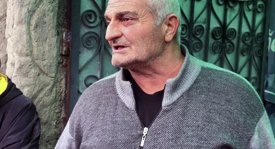 ტემპერატურით შემოვიდაო რომ ამბობენ, ეგ აწყობთ მაგათ – რას აცხადებს ბათუმში გარდაცვლილი 12 წლის მოზარდის ბაბუა