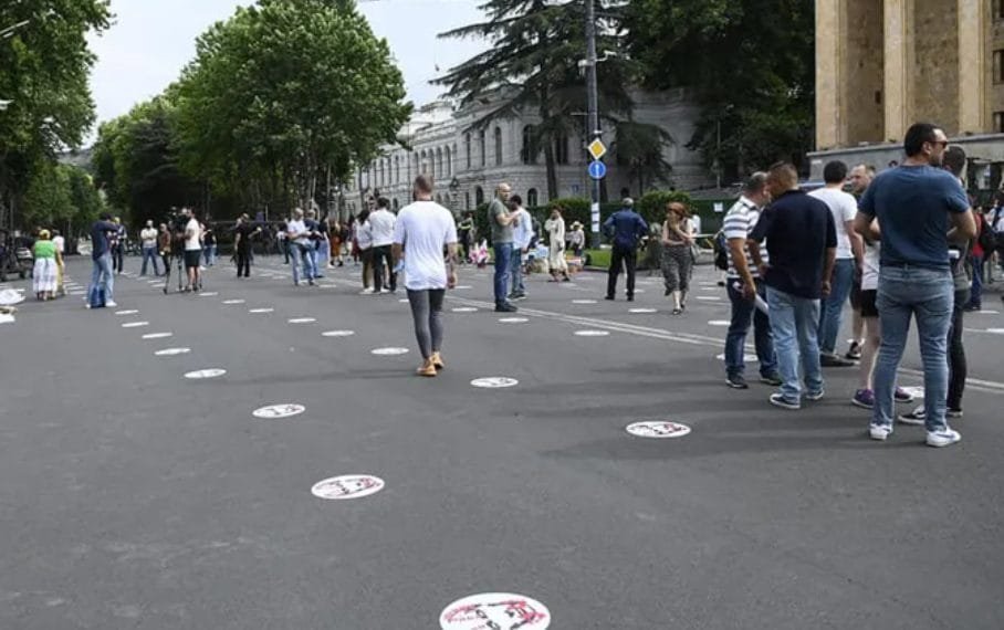 მაიკ პომპეოს ვიზიტის პარალელურად ოპოზიცია მდუმარე საპროტესტო აქციას იწყებს
