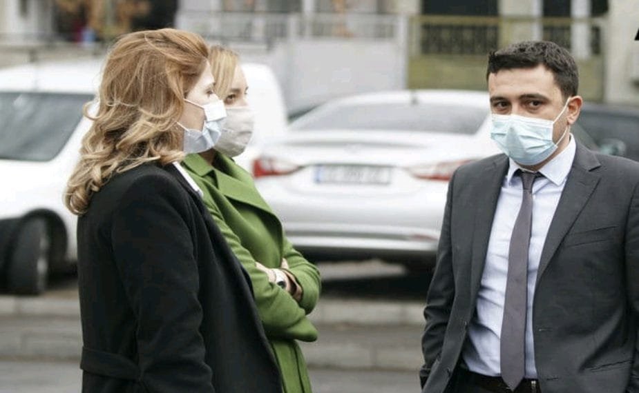 მან კითხვა დასვა სასამართლოში არსებული კლანის შესახებ, როგორც ჩანს, კარგადაა ინფორმირებული – ”საერთაშორისო გამჭვირვალობის” წარმომადგენელი