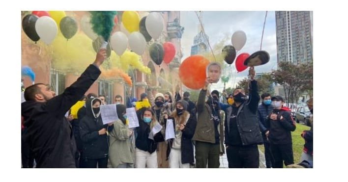 რა ხდება აჭარაში-პერფომანსი, რომელსაც სამართალდამცავებთან დაპირისპირება მოჰყვა