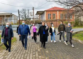 “ოპოზიციის უკმაყოფილო ნაწილი პროტესტის სახელით დესტაბილიზაციისკენ მოუწოდებს ქვეყანას”-ქუთაისის მერობის კანდიდატი წინასაარჩევნო კამპანიას აგრძელებს
