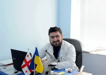 კადრები ცოტაა, იმდენად ცოტა, რომ ფაქტიურად კრიზისია – რას წერს ექიმი არჩილ ჯალაღონია