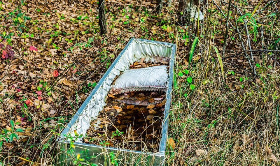 ტყეში ნაპოვნი კუბო – რას ყვება დავით მოსიაშვილი