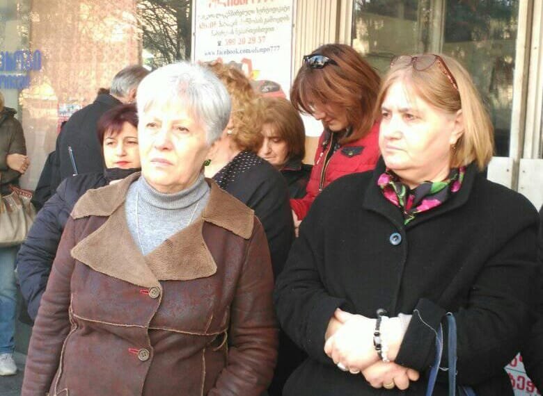 ,,ვიკითხე მიზეზი და შენმა მეუღლემ წაიღოო“- აფხაზეთიდან დევნილს შემცირებული ქულების  გამო უპასუხეს