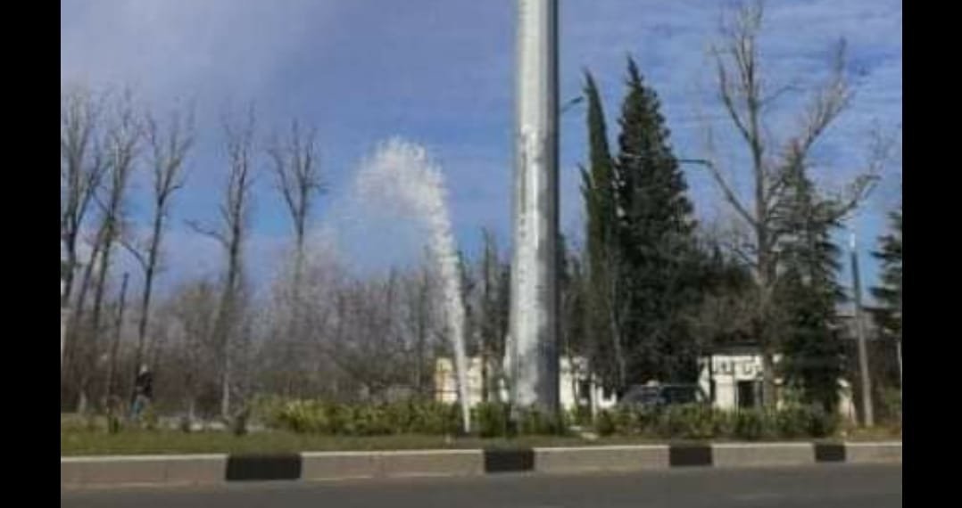 ”დროშა სადაც არ უნდა დაასო, ყველგან წყალი ასხამს”