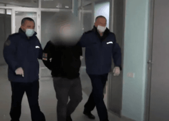 ასლან ვაშაყმაძე, რომელმაც ვიდეომიმართვისას მოქალაქეებს სამართალდამცავებზე ძალადობისკენ მოუწოდა, პოლიციელზე თავდასხმის ბრალდებით  დააკავეს