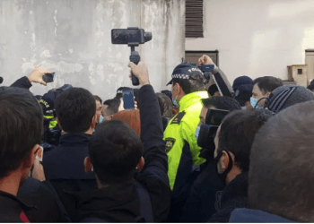 აჭარის მთავრობის სახლთან მიმდინარე აქციაზე პოლიციამ კიდევ ორი პირი დააკავა