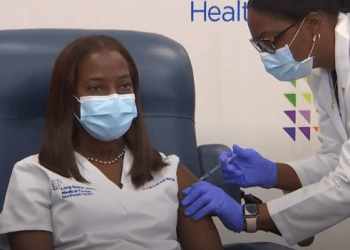 ამერიკაში კორონავირუსზე ვაქცინაცია დაიწყო (+ვიდეო)