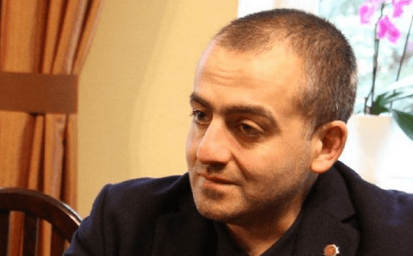 ზვიადის სახელის ხსენებას ვუკრძალავ კრიმინალებისა და პუტჩისტების თავშესაფარ ძალას, რომელსაც “ნაციონალური მოძრაობა” ჰქვია – გიორგი გამსახურდია