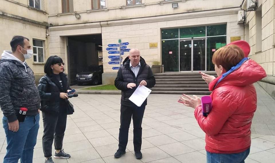 ქუთაისის მერს სასამართლოში უჩივიან