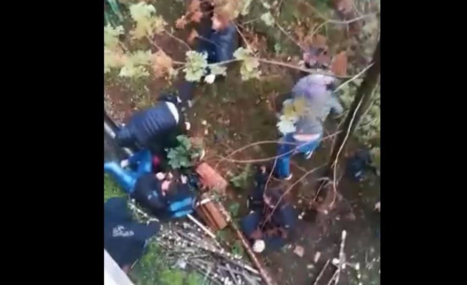 სასულიერო პირების დაპირისპირებისას სხვადასხვა ტელევიზიის ჟურნალისტები აივნიდან გადმოვარდნენ (+ვიდეო)