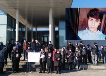 არაფერი არ გაკეთდა, გაყალბდა ყველაფერი. მოვითხოვ რომ მძღოლი დააკავონ – გარდაცვლილი ბიჭის ოჯახი სამართლიანობის აღდგენას მოითხოვს