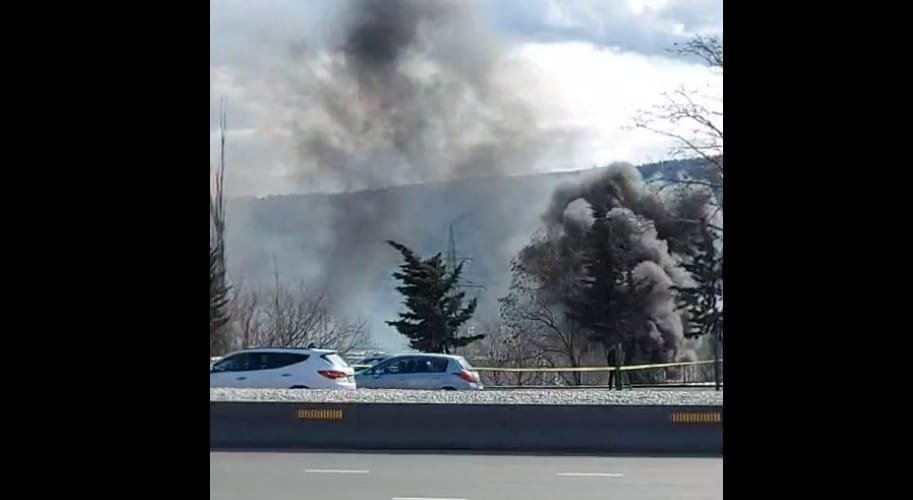 14 ეკიპაჟი მუშაობს – რა ხდება სამგორში, სადც ვაგონს ცეცხლი უკიდია (+ვიდეო)