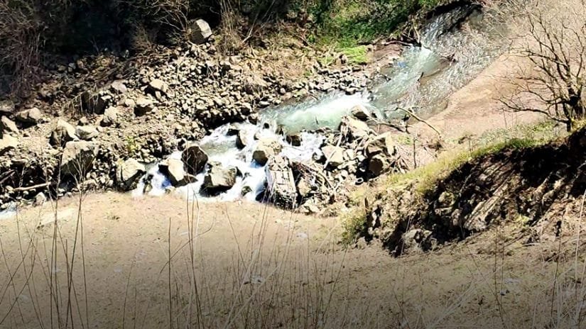 ვანში, 200 მეტრის სიმაღლიდან ავტომობილი გადავარდა