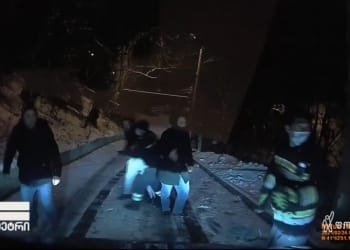 ვრცელდება ვახო სანაიაზე თავდასხმის კადრები (+ვიდეო)