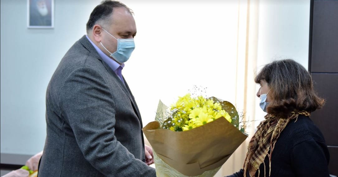 იოსებ ხახალეიშვილი ქუთაისელი მებრძოლების დედებს შეხვდა