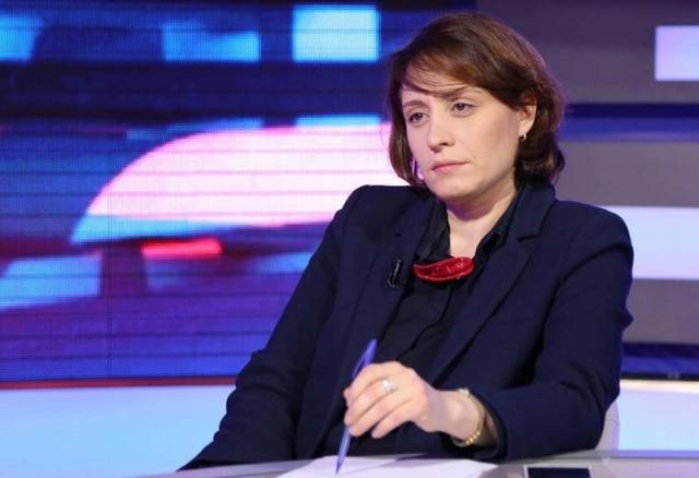 ელენე ხოშტარია გახელაძეების ოჯახს შეხვდა