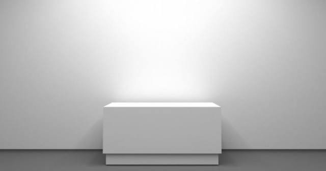 უხილავი ქანდაკება 18,000 აშშ დოლარად გაიყიდა (+ვიდეო)