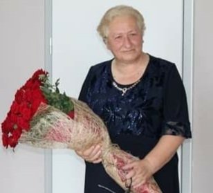 ვერა ხობუას საქართველოს დამსახურებული მასწავლებლის წოდება მიენიჭა