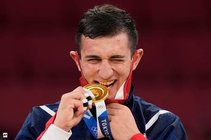 2021 წლის პირველი ოლიმპიური ოქრო