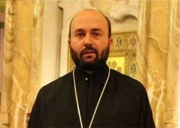 მირეკავს ეპისკოპოსი და მიყვირის ტელეფონში: 80 ლარის მოტანა როგორ გაბედე – დეკანოზი
