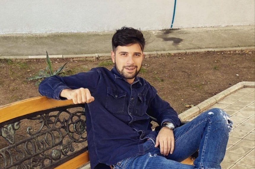 დატოვა თუ არა თანამდებობა მერიის თანამშრომელმა, რომელიც ჟურნალისტებს დაუპირისპირდა