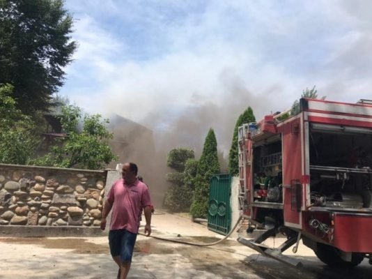 ვინ არის ბიზნესმენი, რომელსაც სამსართულიანი სახლი დაეწვა