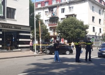 ბათუმში ორი მსუბუქი ავტომობილი ერთმანეთს შეეჯახა