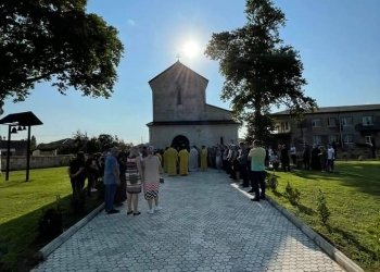 მეუფე საბამ სამტრედიის რაიონის სოფელ მელაურში  ტაძარი აკურთხა
