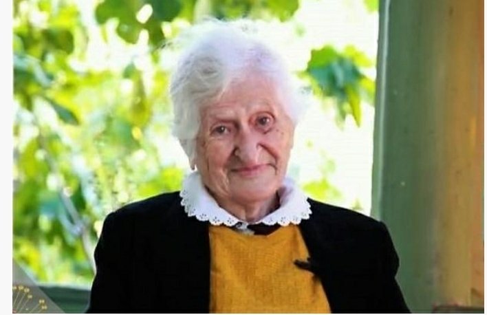 უვიცია, ან თავის თავის მტერი”-90 წლის ბლოგერი