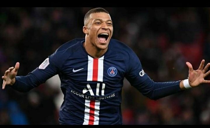 კილიან მბაპე “პარი სენ ჟერმენს” დატოვებს