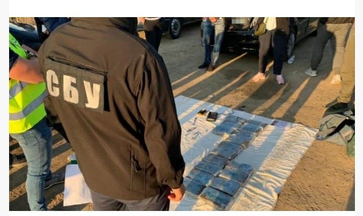უკრაინაში 10 მილიონი დოლარის კოკაინი ბანანებში აღმოაჩინეს