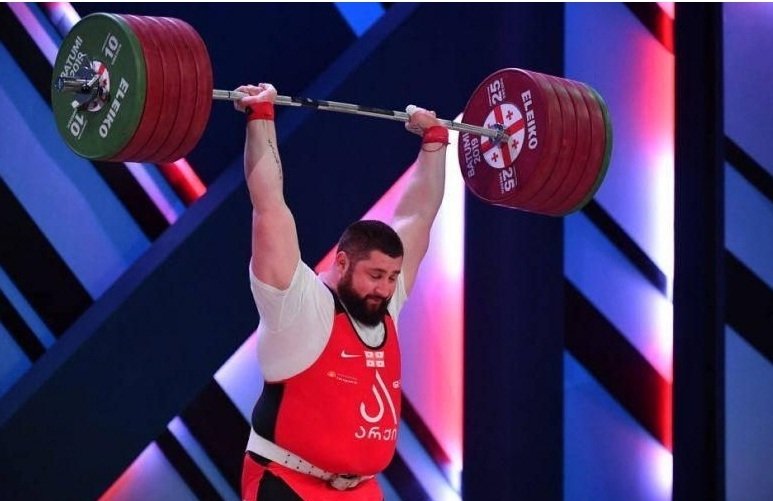 ლაშა ტალახაძემ ოლიმპიური და ასევე, მსოფლიო რეკორდი დაამყარა