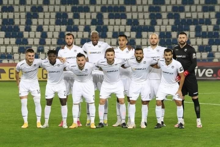 დღეს ჩვენი მაქსიმუმი მინიმუმ არგავარდნაა_”ტორპედოს” გულშემატკივრები