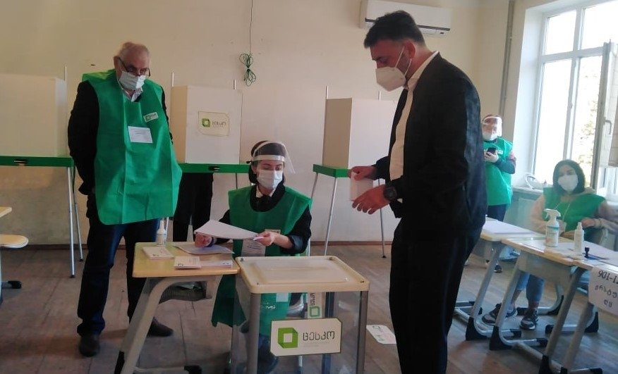 დარწმუნებული ვარ დავასრულებთ ოლიგარქიულ მმართველობას და დავაბრუნებთ ქუთაისის ქუჩებში, ბედნიერი ადამიანის სახეებს – ანდრო ლოსაბერიძე