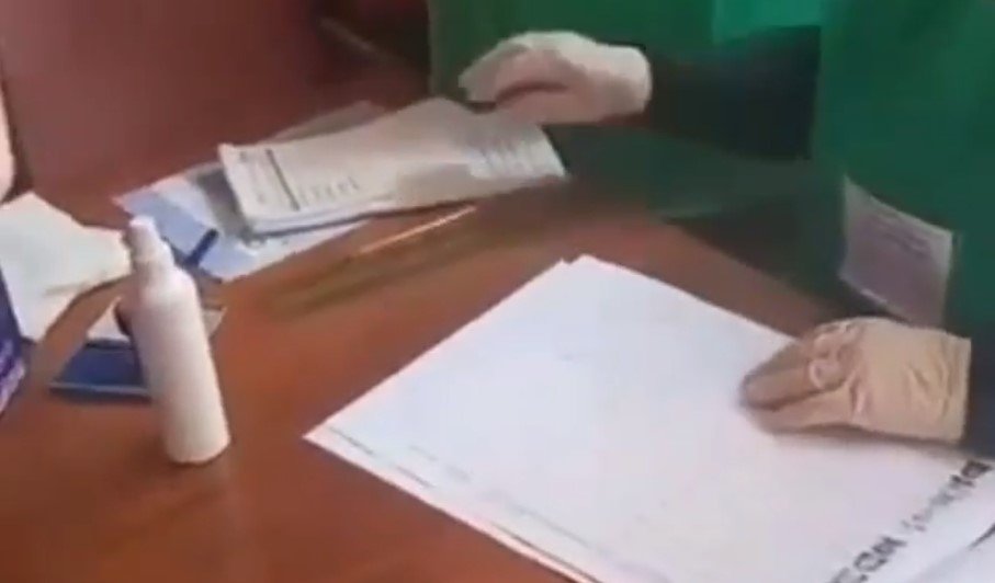 დარღვევა 51-ე უბანზე – ამომრჩეველი მეორედ აძლევს ხმას (+ვიდეო)