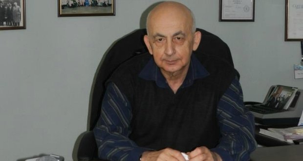 მტრის წისქვილზე ასხამს წყალს – მიხეილ სააკაშვილს მამა მიმართავს