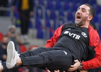„გილოცავთ! ვიცი, რა სიხარულიც მოუტანა მოგებამ საქართველოს”-ავთანდილ ასათიანი
