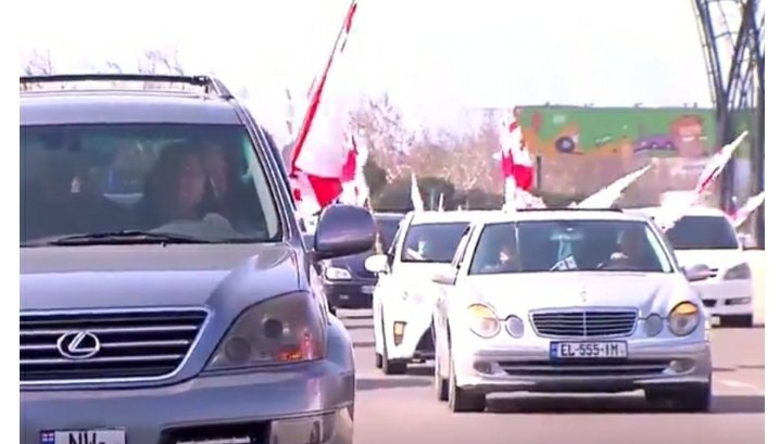 “გაათავისუფლეთ პირადი მძევალი” –  აქცია რუსთავის ციხესთან