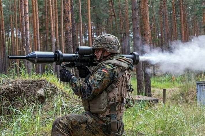 გერმანია რუსეთის წინააღმდეგ ომში უკრაინას ეხმარება