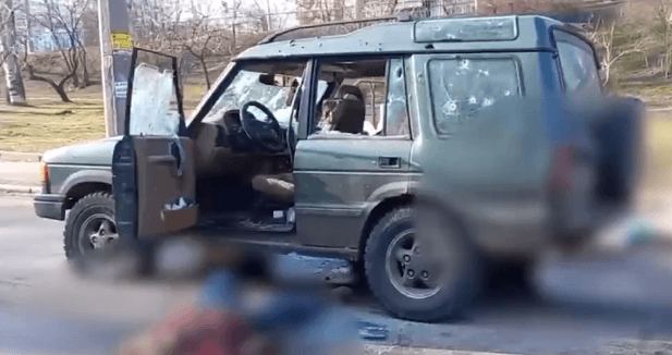 რუსებმა კიევში ოჯახის სამი წევრი  მათ შორის ბავშვი ქუჩაში დახოცეს(უკრაინული მედიის ცნობით)