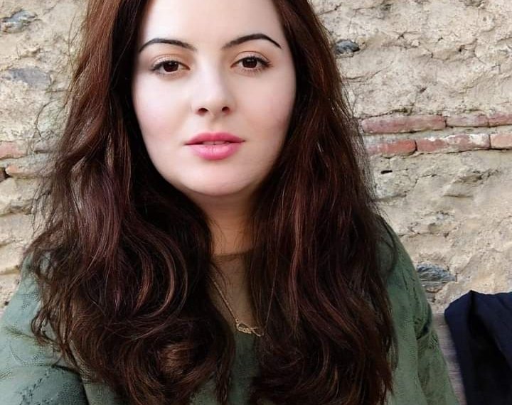 ვინ არის 25 წლის გოგო, რომელიც ავტოსაგზაო შემთხვევას ემსხვერპლა