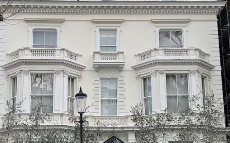 ბექჰემების სახლში მძარცველები შეიჭრნენ