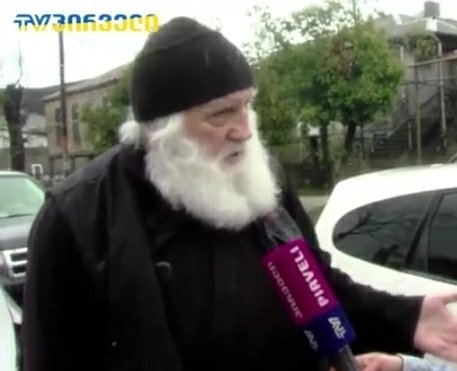 მამა ვახტანგ თოხაძეს მღვდელმსახურება შეუჩერდა