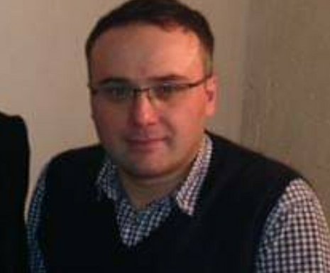 ,,ეს მოხდა დღეს – 14:30-ზე. ქუჩის კამერებს დაფიქსირებული უნდა ჰყავდეს”-ლაშა ბუღაძე რეაგირებას ითხოვს