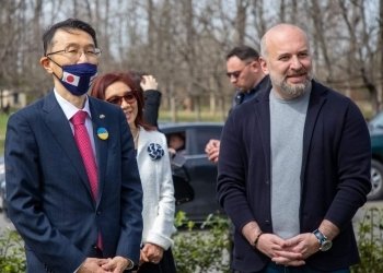 საკურას ხეები ქუთაისში ნიკეას ქუჩაზე დარგეს