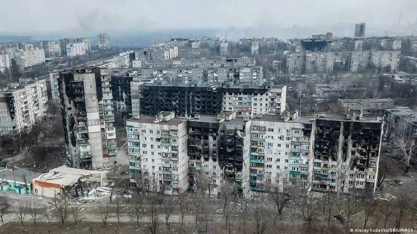 მარიუპოლის შტურმით აღებას 10 ათასი რუსი ოკუპანტი ცდილობს-ზელენსკი